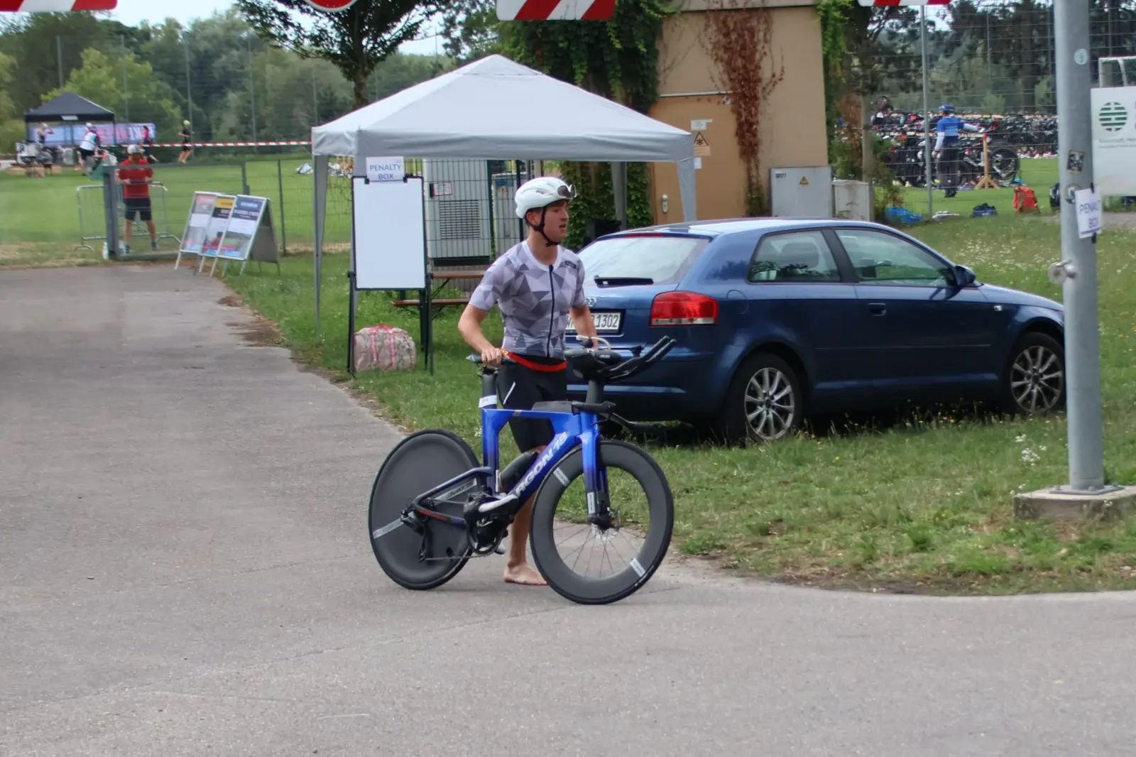 Benedikt Müller siegt beim Niederbayern Triathlon in Pocking